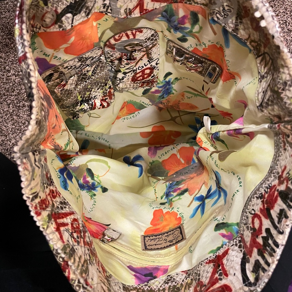 Carlos Falchi Fatto A Mano Graffiti Tote Bag - Picture 4 of 10